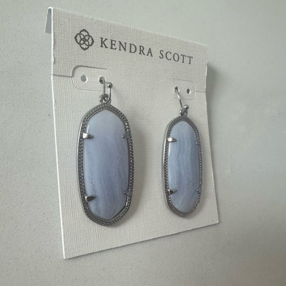 Kendra Scott Elle Drop Earrings in Blue Lace Agate and Silver RARE - Picture 3 of 5